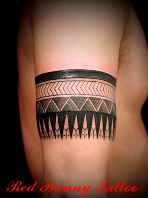 gCo ^gD[ tribal tattoo